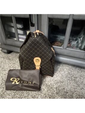 Rioni Signature brown Backpack with zipper strap ST 20082
